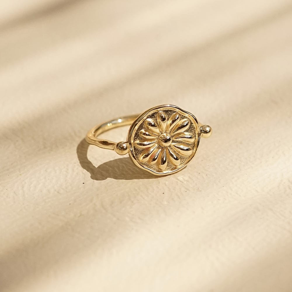 Daisy Flower Ring 18ct Gold Plate