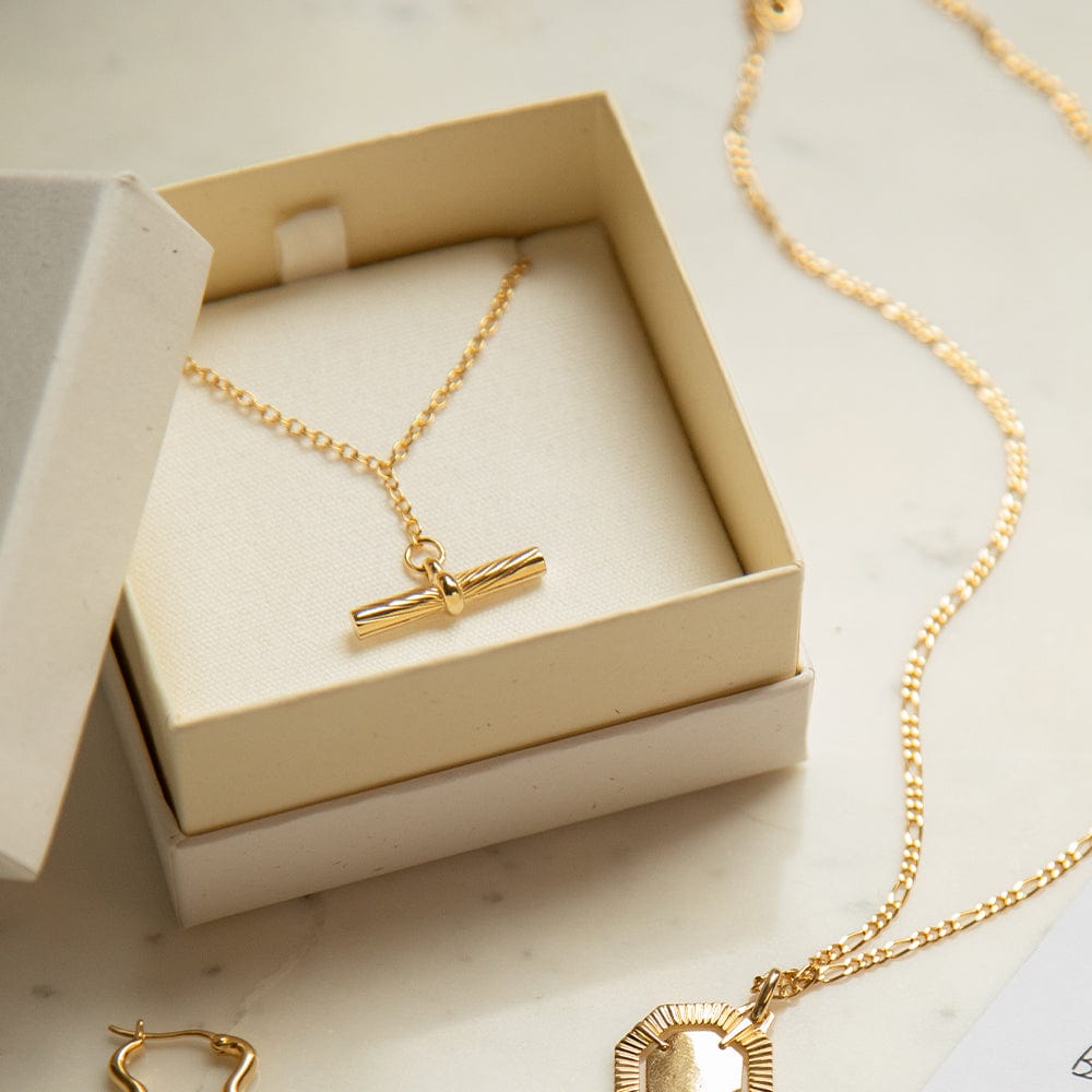 Estée Lalonde T Bar Necklace 18ct Gold Plate