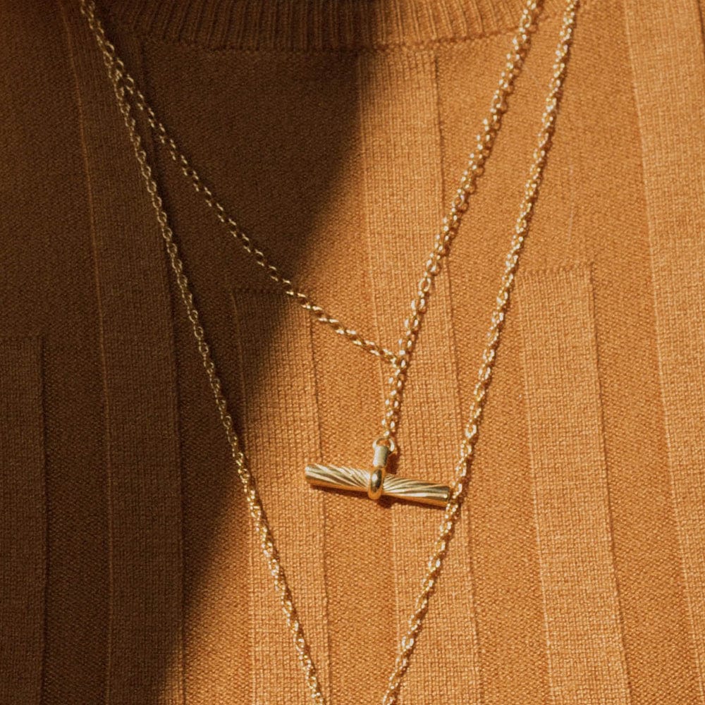 Estée Lalonde T Bar Necklace 18ct Gold Plate