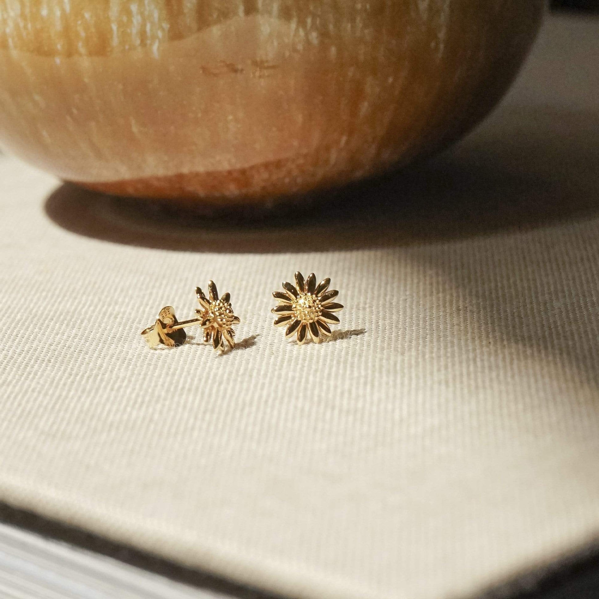 Bellis Daisy Stud Earrings 18ct Gold Plate