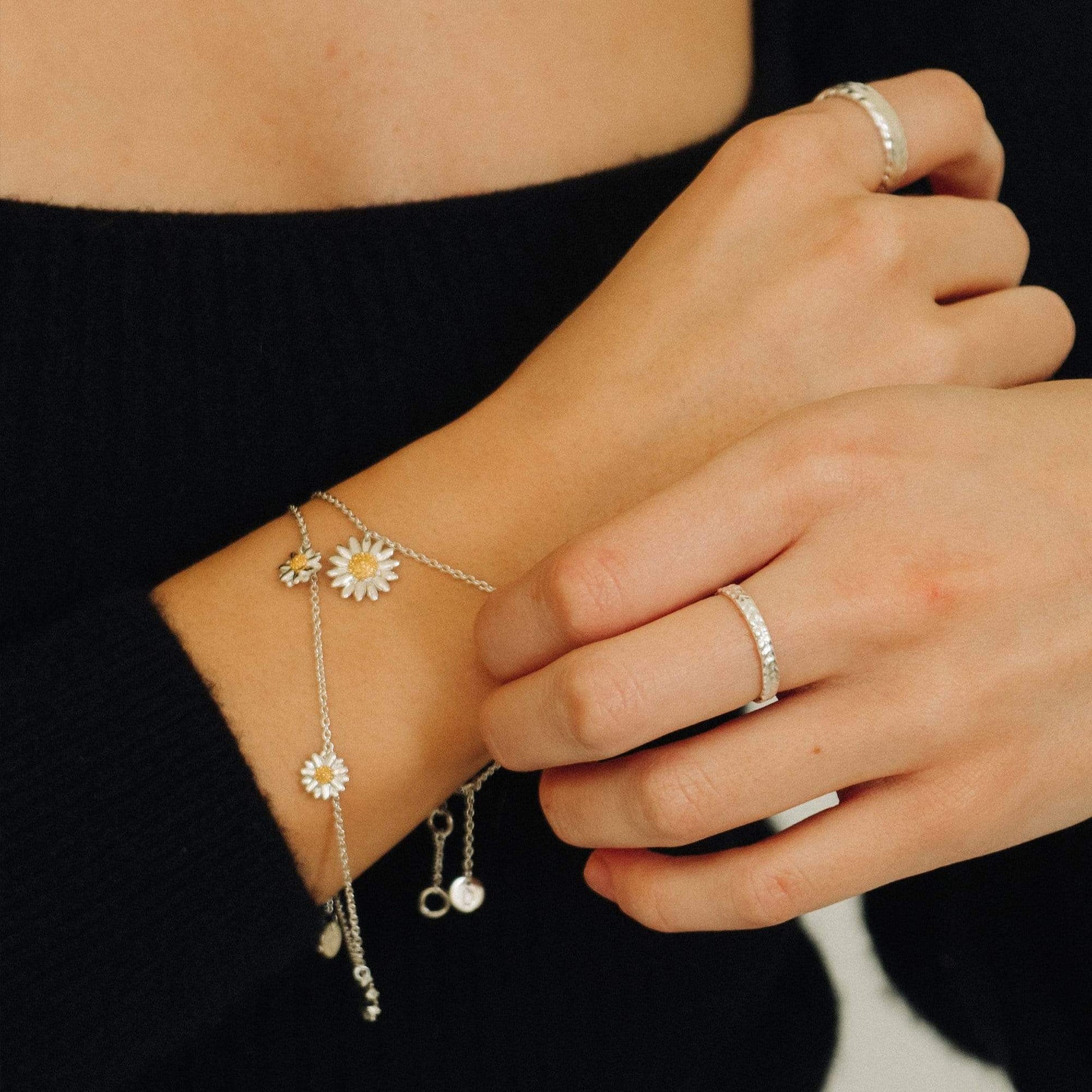 Three English Daisy Drop Chain Bracelet